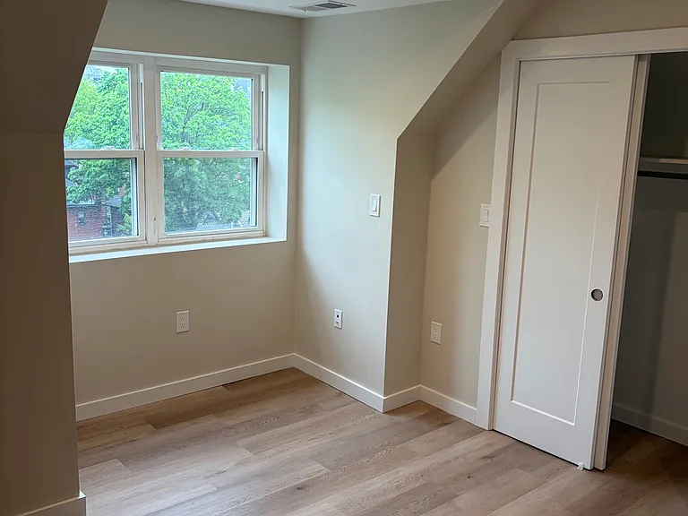 447 S Aiken Ave #4 — Photo 10