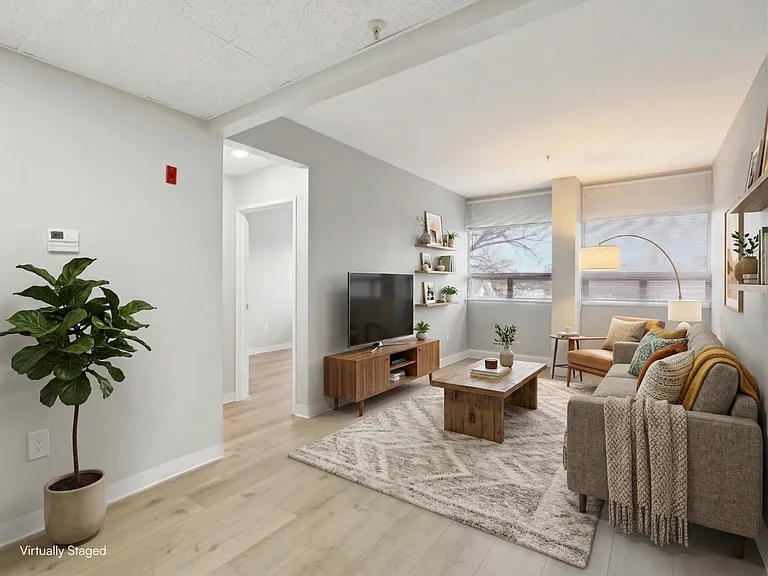 Spacious Living at Heritage Lofts, Piqua — Photo 15