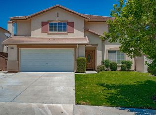 32660 The Old Rd, Castaic, CA 91384