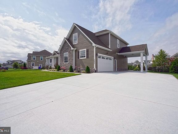 3rd image of 32045 Jodhpur Ct