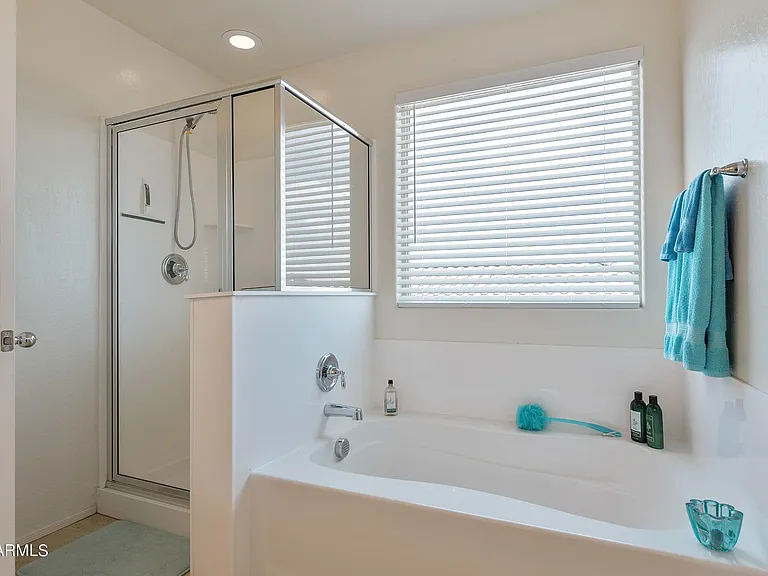 18013 W Tina Ln — Photo 10