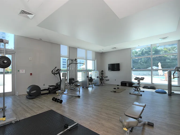 1100 S Miami Ave #4210 — Photo 27