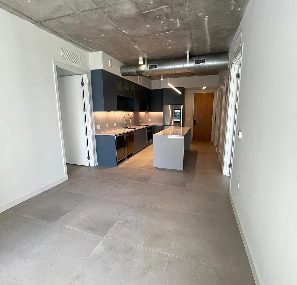 1 bed, 671 sqft, $2,500 — Photo 4