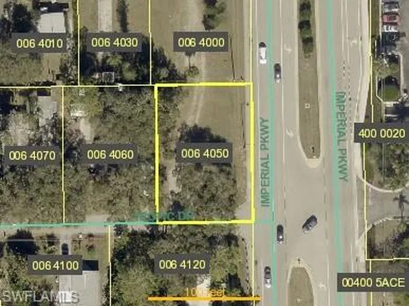 11292 Tropic DR, BONITA SPRINGS, FL 34135