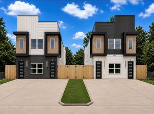 966 & 968 S Lane #A/B, Houston, TX 77088