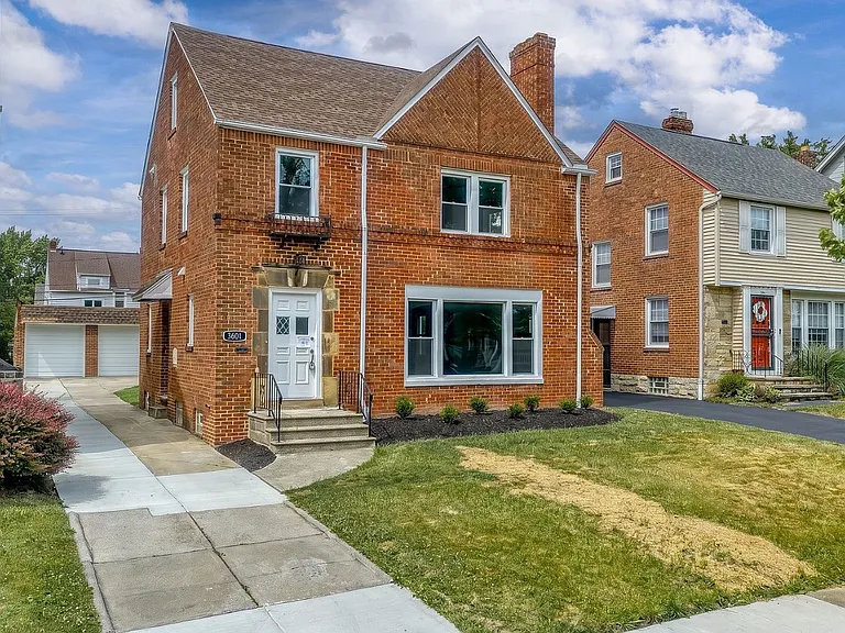 3601 Tullamore Rd — Photo 1