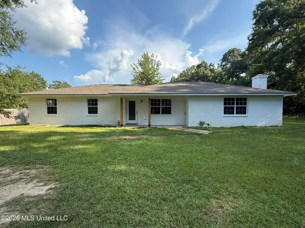 20 Birch St, Silver Creek, MS 39663