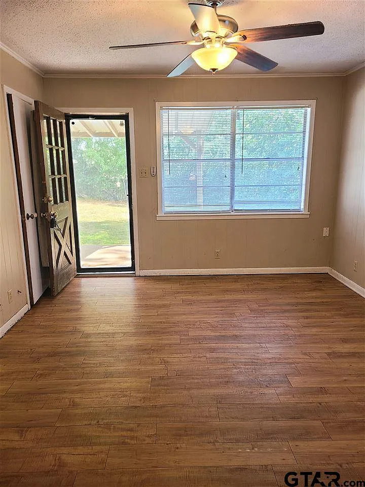 1 bed, 798 sqft, $1,150 — Photo 3