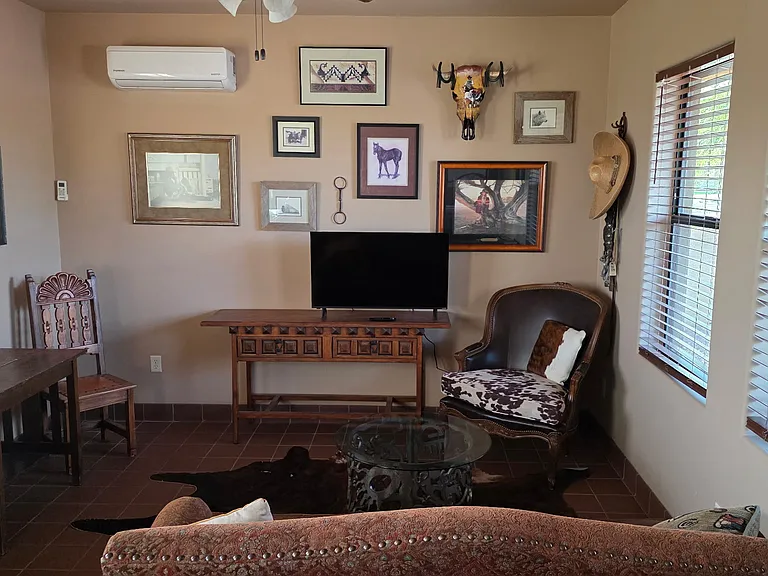 2755 W Palomino Dr #B — Photo 3