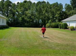 225 Ravennaside Dr NW, Calabash, NC 28467