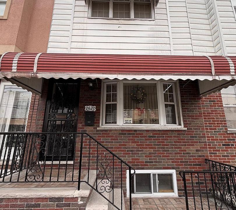 1st image of 2620 S 10th St