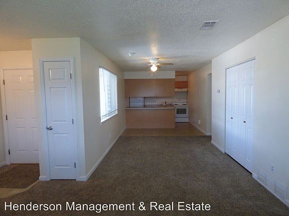 4th image of 2147 27th Avenue Ct APT 2