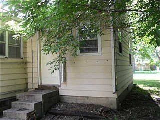 2nd image of 4001 Irwin Ave