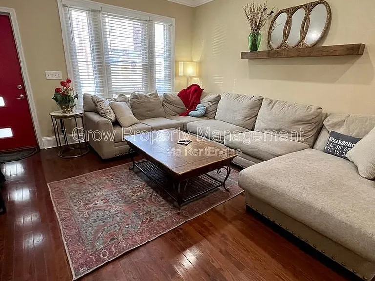 2441 S Philip St — Photo 3
