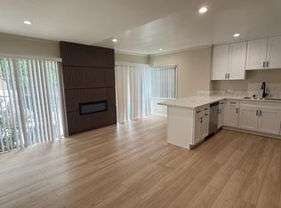 5917 Hesperia Ave, Encino, CA 91316