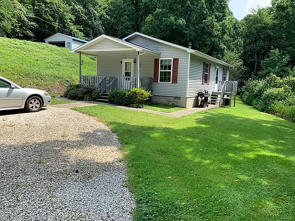 2nd image of 82 Stevens Ln