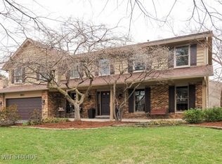 801 Shiloh Cir, Naperville, IL 60540