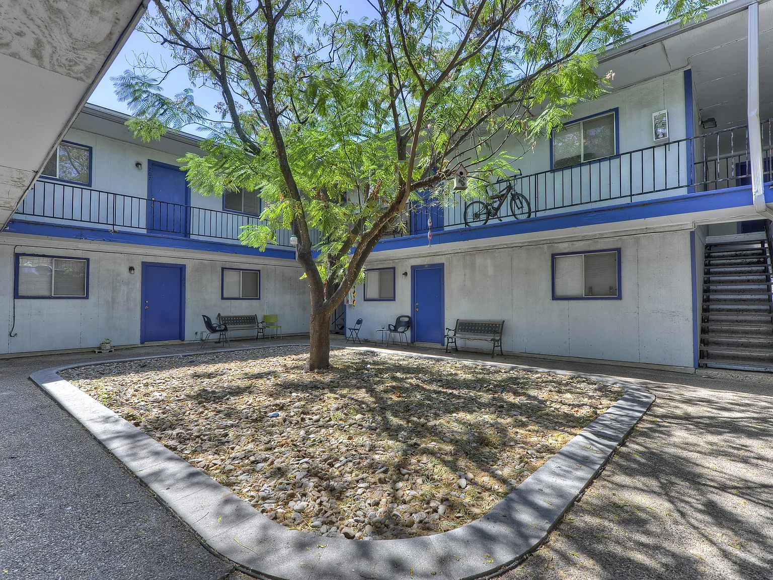 1 bed, 500 sqft, $975 — Photo 2