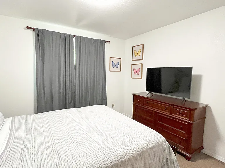 7533 Regal Mountain Dr — Photo 8