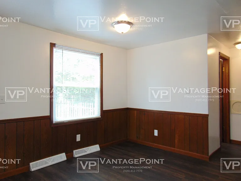 2126 Libal St — Photo 9