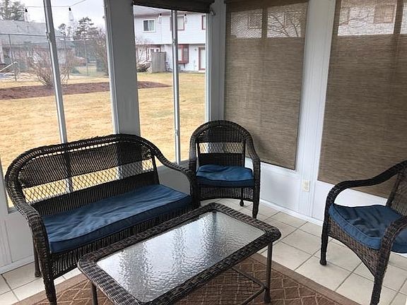 3rd image of 251 Stonebridge Drive