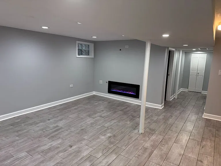 5153 S Oak Park Ave — Photo 9