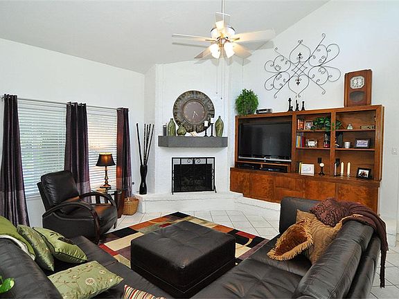 5th image of 2123 Laurel Springs Ln