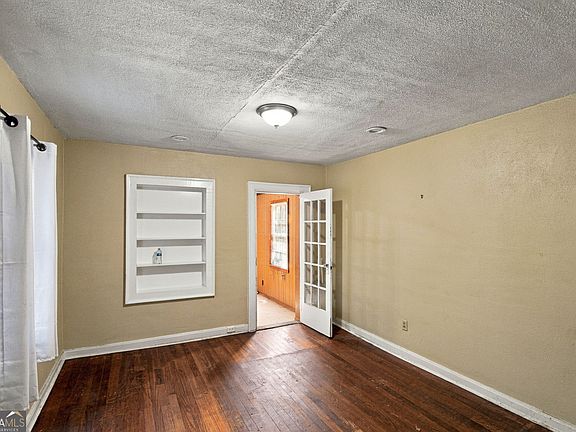 4th image of 620 S Gordon Cir
