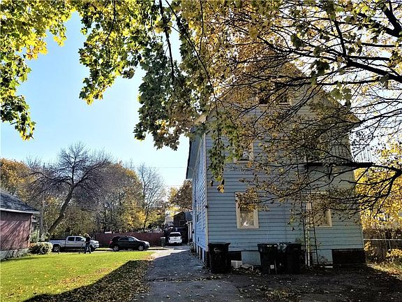4th image of 46 Rauber St