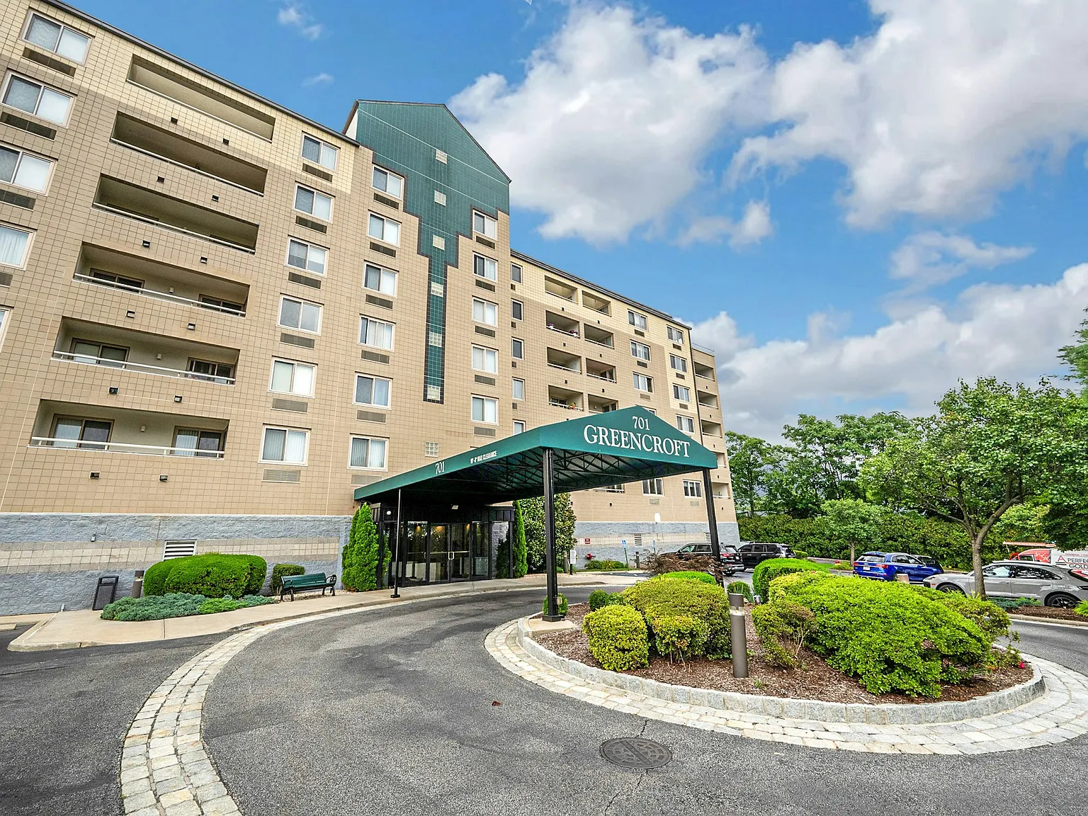 1 bed, 950 sqft, $3,550 — Photo 1