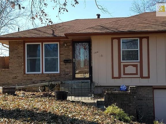2nd image of 1204 S 51st Ter