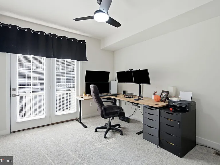 212 Matisse Pl — Photo 7