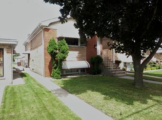 7112 Pershing Rd, Berwyn, IL 60402