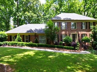8040 River Cir, Atlanta, GA