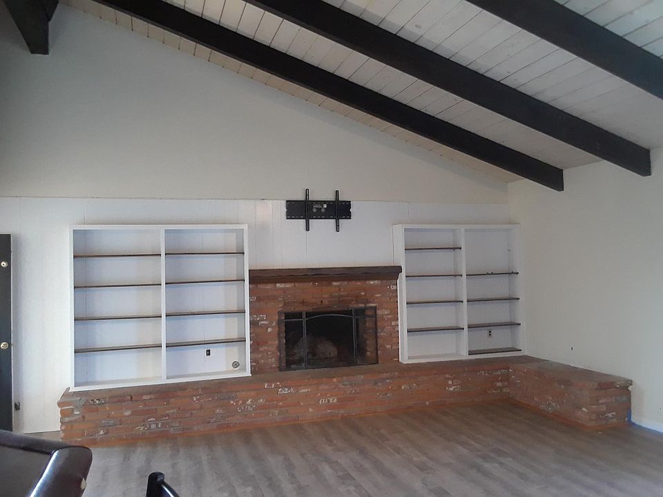 1st image of 5060 Sterling Ct #1