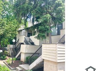 9872 Hellingly Pl, Montgomery Village, MD 20886