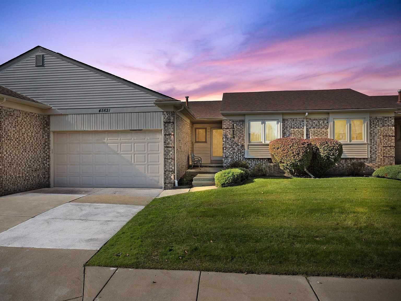 45621 Silver Maple Ave, Shelby Township, MI 48315 Zillow