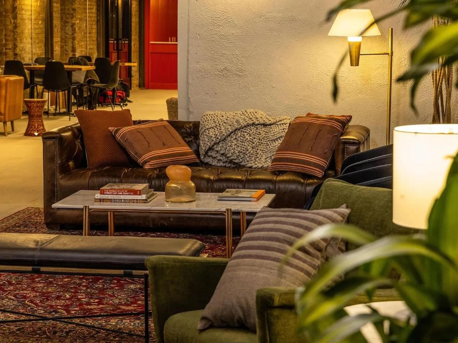 1 bed, 350 sqft, $999 — Photo 3