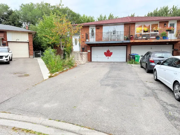 32 Madison St, Brampton, ON L6S 3C5