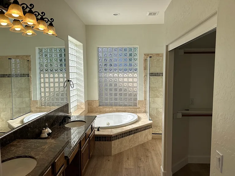 3160 S Greythorne Way — Photo 16
