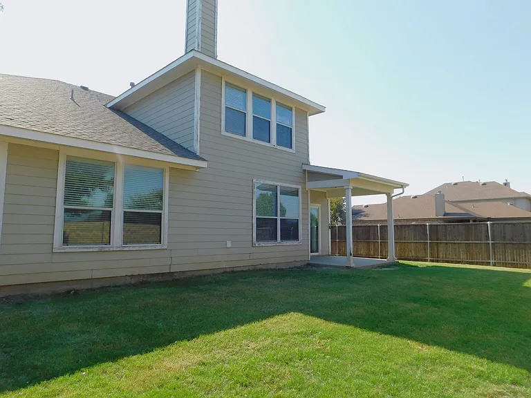 316 Hummingbird Dr — Photo 38