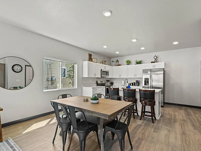 1911 W Boone Ave #1 — Photo 18