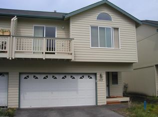 1637 Mountain Loop, Anchorage, AK 99507