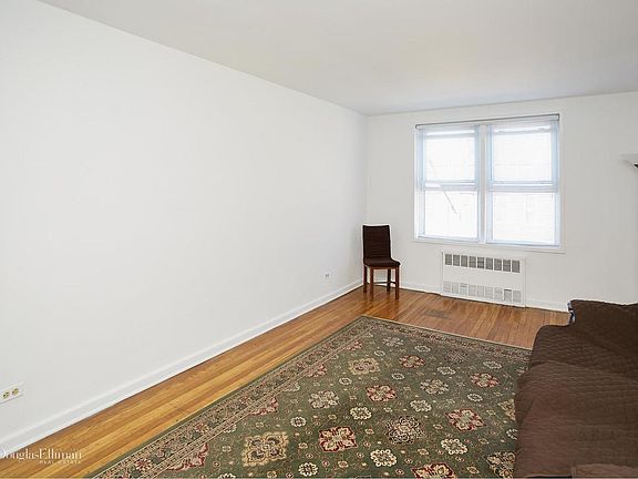 5th image of 3305 90th St APT 3K
