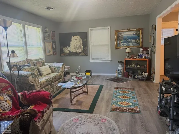 165 E Poplar St, Piggott, AR 72454