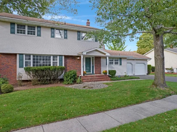 166 Mundy Ave, Edison, NJ 08820