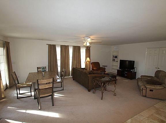 Unit B Living/Dining area