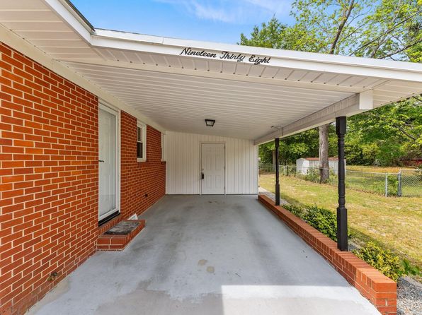 1938 Paladin St, Fayetteville, NC 28304