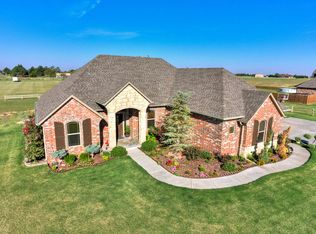 2851 Farm Dr, El Reno, OK 73036