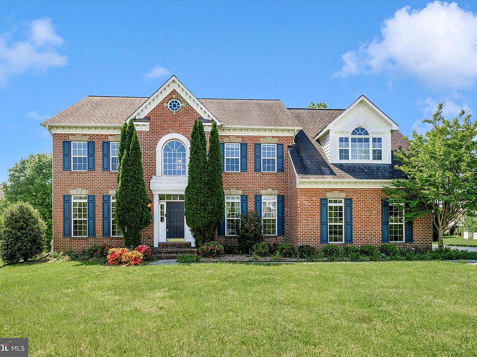 1st image of 13201 Amelias Grove Ct